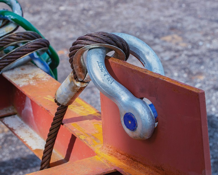 shackle-connection-correct